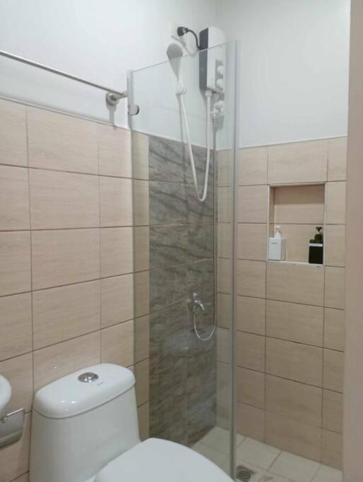 Apartment St. Marvin Makati M207 Manila